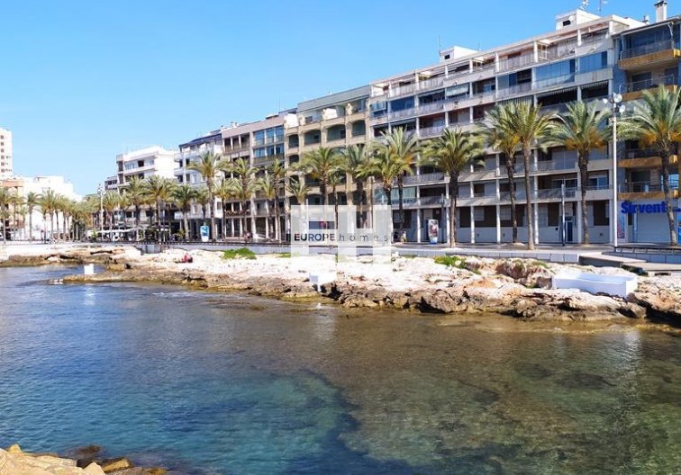 Segunda mano - Apartamento  - Torrevieja - CENTRO CASCO URBANO