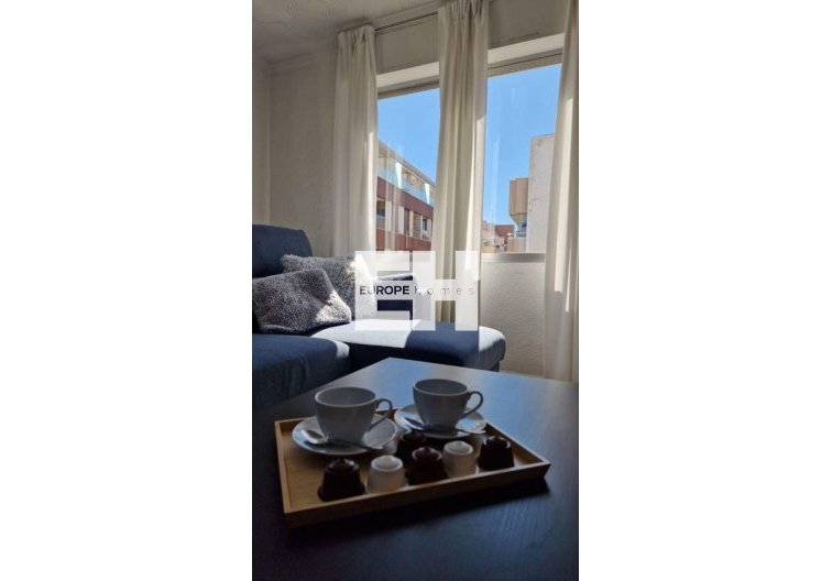 Segunda mano - Apartamento  - Torrevieja - Playa de los Locos