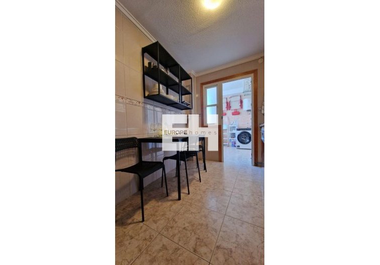 Segunda mano - Apartamento  - Torrevieja - Playa de los Locos