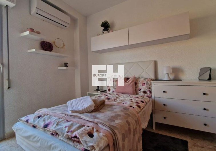 Segunda mano - Apartamento  - Torrevieja - Playa de los Locos