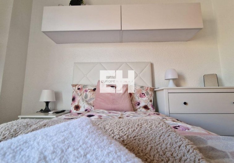 Segunda mano - Apartamento  - Torrevieja - Playa de los Locos