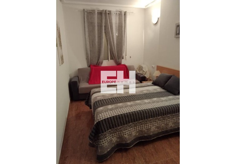 Segunda mano - Apartamento  - Torrevieja - Parque Acuático - Sector 25