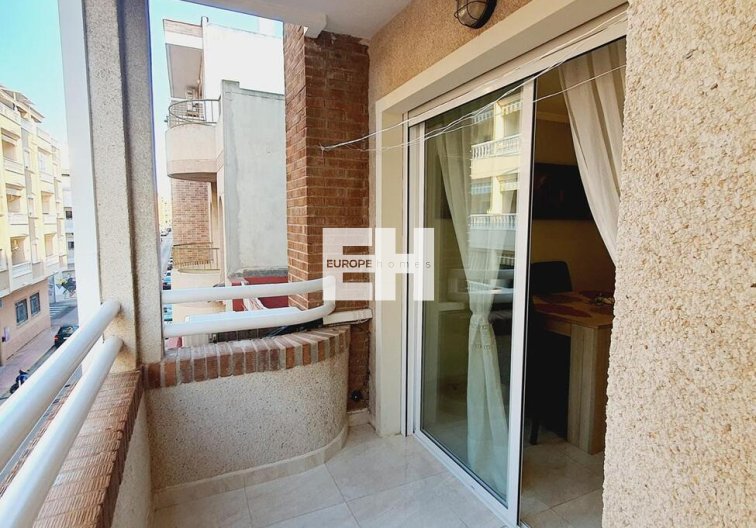 Segunda mano - Apartamento  - Torrevieja - Centro