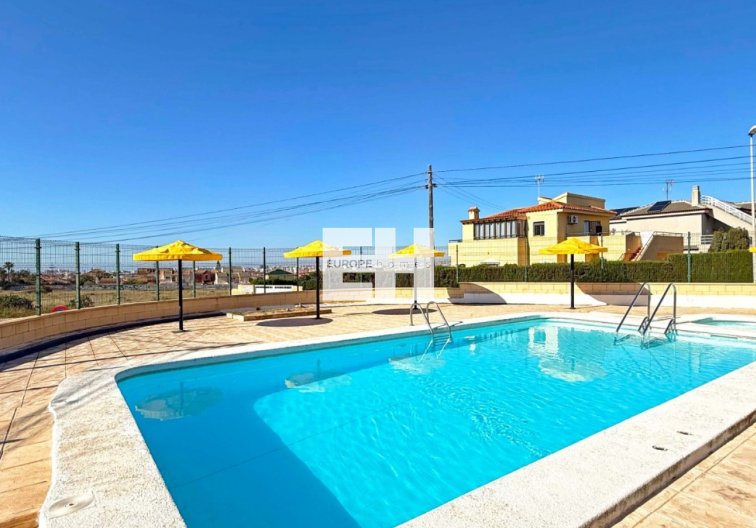 Segunda mano - Bungalow - Torrevieja - Costa Blanca