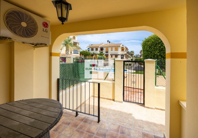 Segunda mano - Bungalow - Torrevieja - Torre La Mata