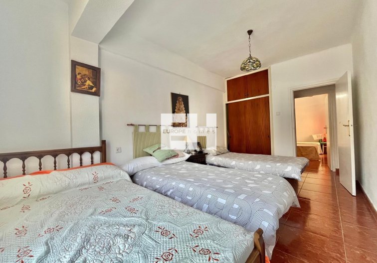 Segunda mano - Apartamento  - Torrevieja - Estacion De Autobuses