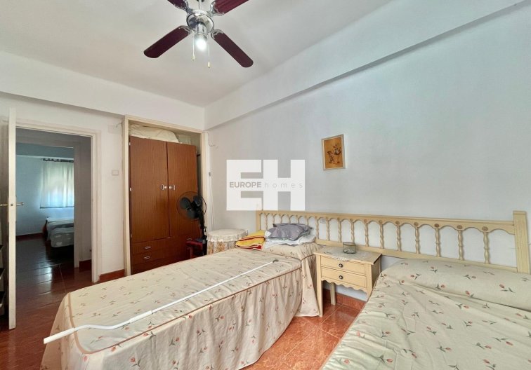 Segunda mano - Apartamento  - Torrevieja - Estacion De Autobuses