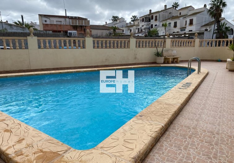 Segunda mano - Apartamento  - San Miguel de Salinas - Pueblo 9