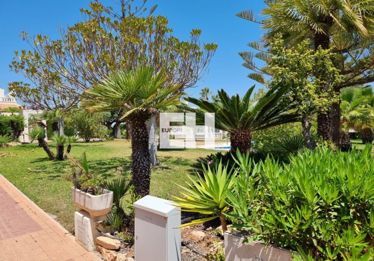 Segunda mano - Apartamento  - Torrevieja - Los Balcones - Los Altos Del Edén