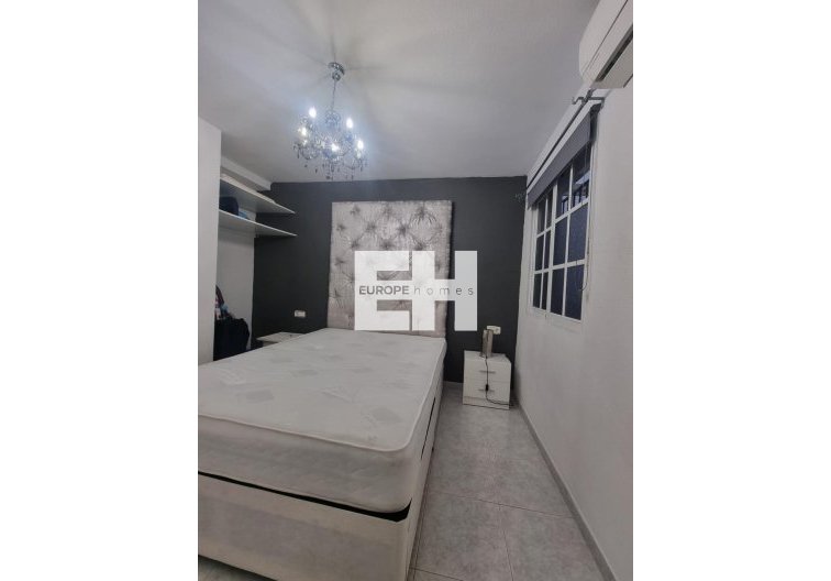 Segunda mano - Apartamento  - Torrevieja - Los Balcones - Los Altos Del Edén