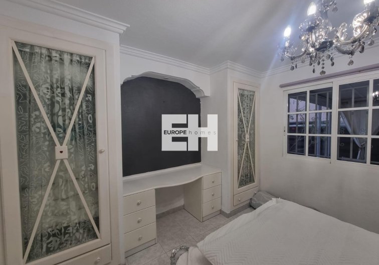 Segunda mano - Apartamento  - Torrevieja - Los Balcones - Los Altos Del Edén