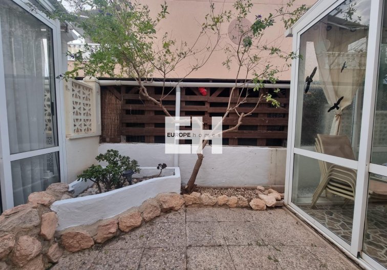 Segunda mano - Apartamento  - Torrevieja - Los Balcones - Los Altos Del Edén