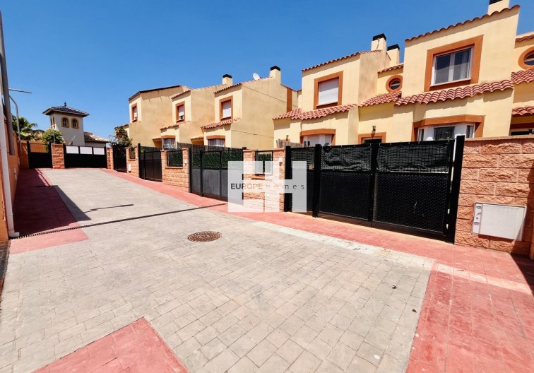 Segunda mano - town house - Cabo Roig - Costa Blanca
