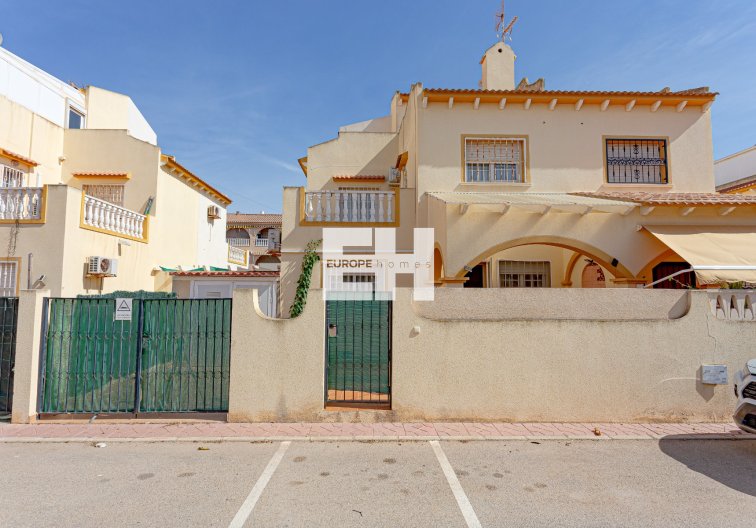 Segunda mano - villa - Pilar de la Horadada - Costa Blanca