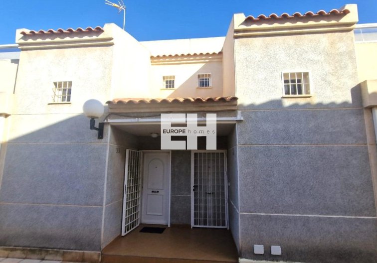 Segunda mano - town house - Torrevieja - Torreblanca