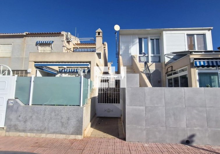 Segunda mano - town house - Torrevieja - Torreblanca