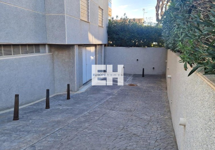 Segunda mano - town house - Torrevieja - Torreblanca