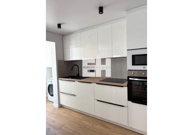 Segunda mano - Apartamento  - Torrevieja - Paseo Maritimo