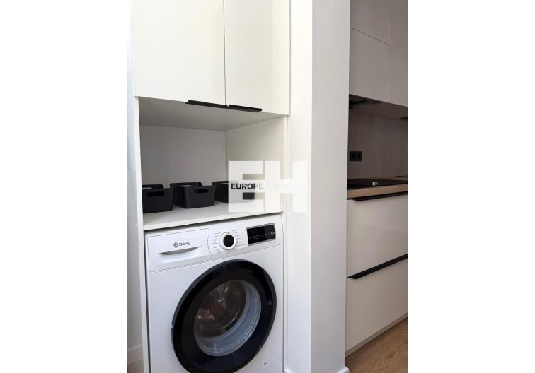 Segunda mano - Apartamento  - Torrevieja - Paseo Maritimo