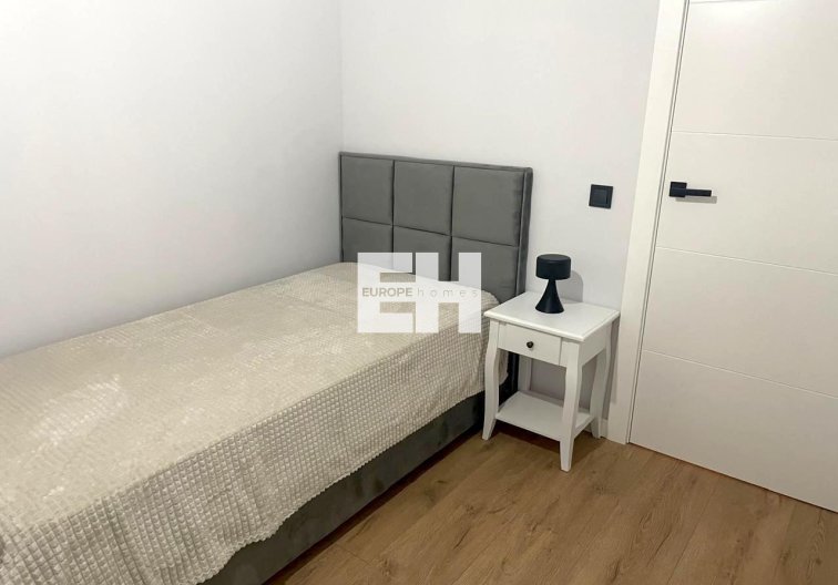 Segunda mano - Apartamento  - Torrevieja - Paseo Maritimo