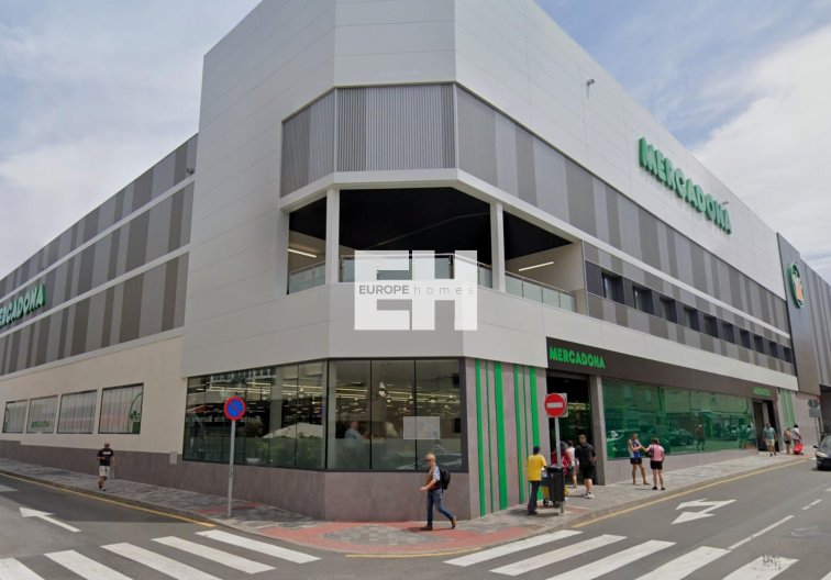 Segunda mano - Apartamento  - Torrevieja - Paseo Maritimo