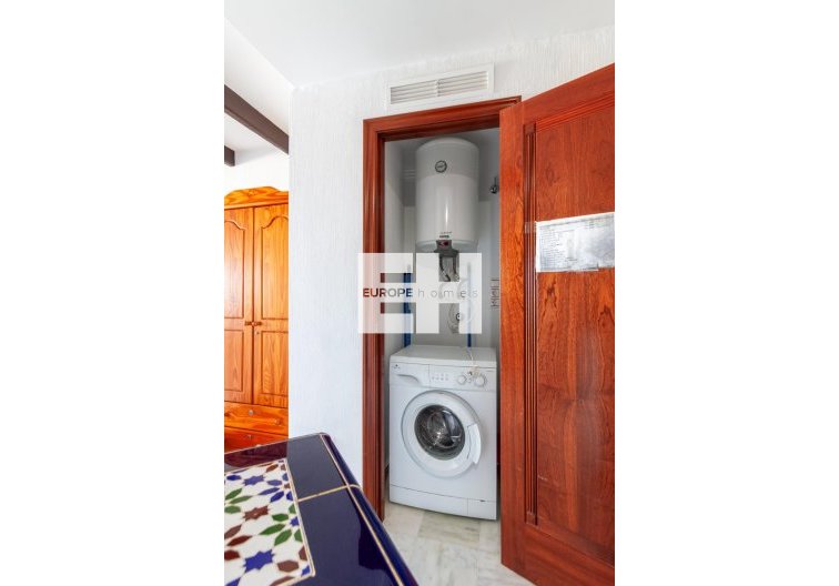 Segunda mano - Apartamento  - Torrevieja - Playa de los Locos