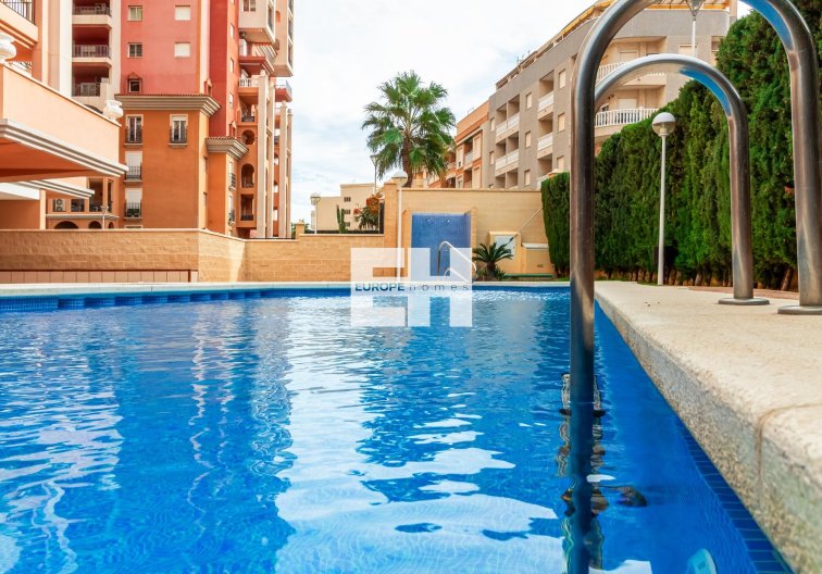 Segunda mano - Apartamento  - Torrevieja - Playa de los Locos