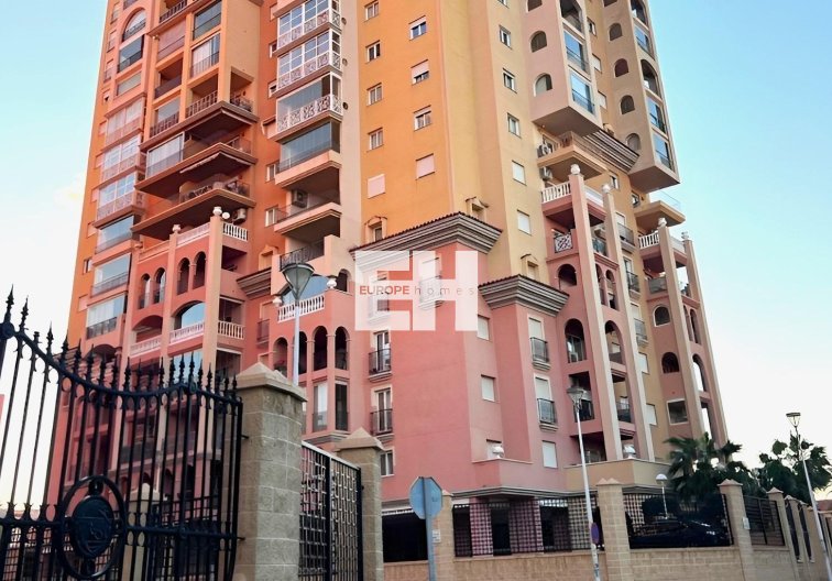 Segunda mano - Apartamento  - Torrevieja - Playa de los Locos
