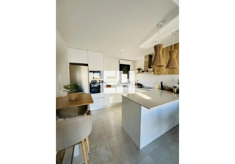 Revente - Appartement - Las Filipinas - Inland