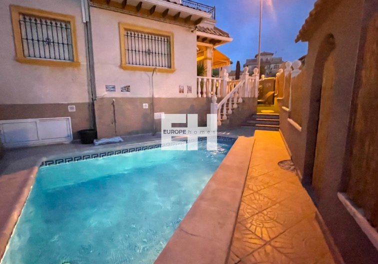 Segunda mano - town house - Orihuela Costa - Costa Blanca