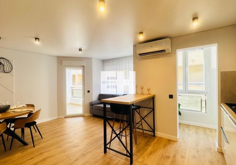 Segunda mano - Apartamento  - Torrevieja - Playa del Cura