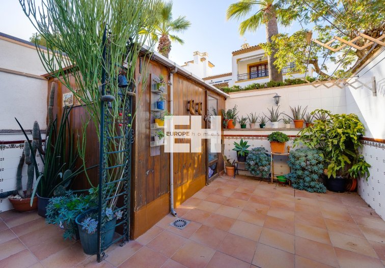 Segunda mano - villa - Orihuela Costa - Costa Blanca