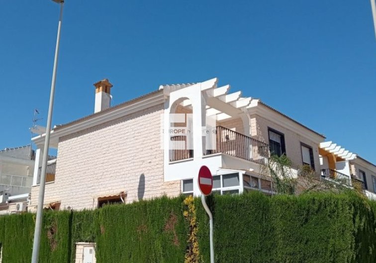 Segunda mano - villa - Pilar de la Horadada - Costa Blanca