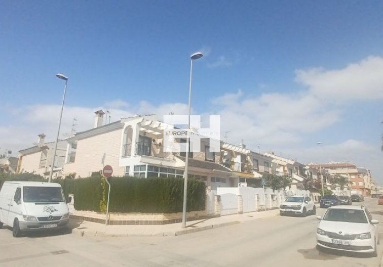 Segunda mano - villa - Pilar de la Horadada - Costa Blanca