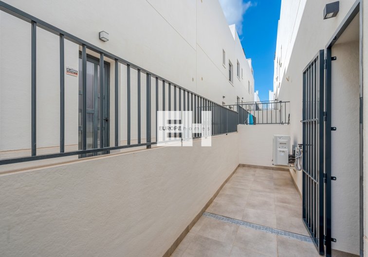 Segunda mano - Apartamento  - San Miguel de Salinas - Inland