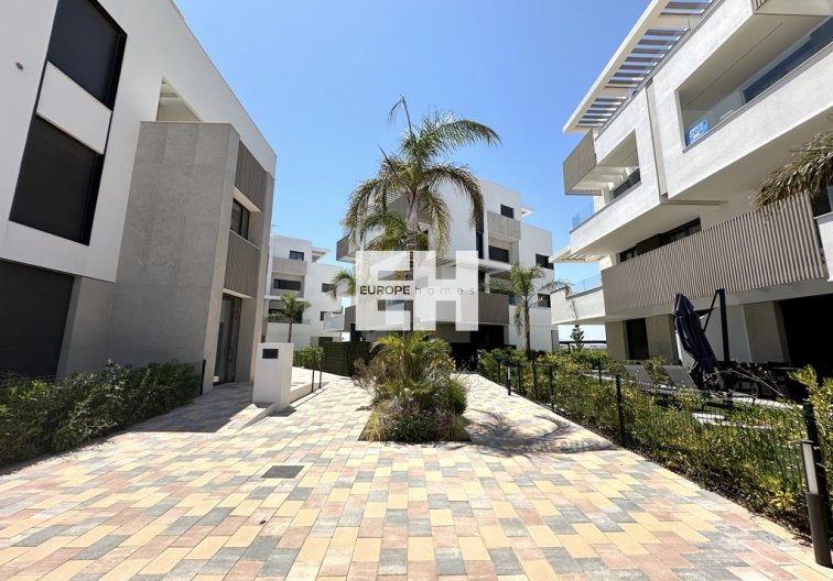 Segunda mano - Apartamento  - Santa Rosalia Resort - Inland