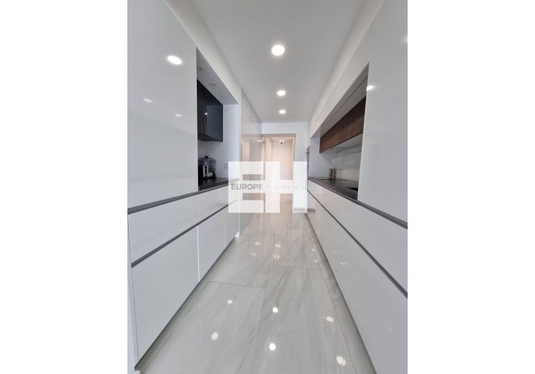 Segunda mano - Apartamento  - Torrevieja - Centro