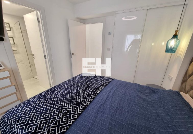 Segunda mano - Apartamento  - Torrevieja - Centro