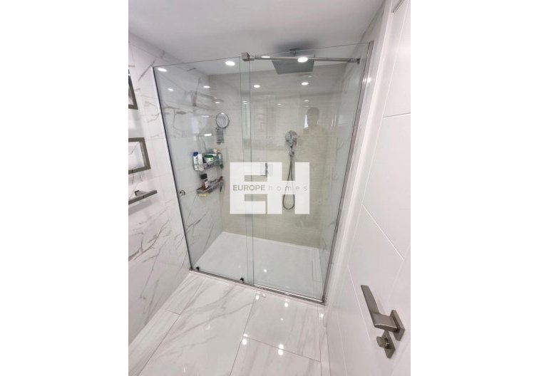 Segunda mano - Apartamento  - Torrevieja - Centro