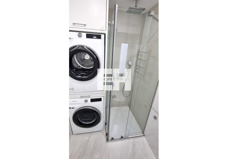 Segunda mano - Apartamento  - Torrevieja - Centro