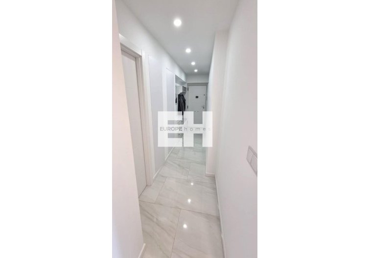 Segunda mano - Apartamento  - Torrevieja - Centro