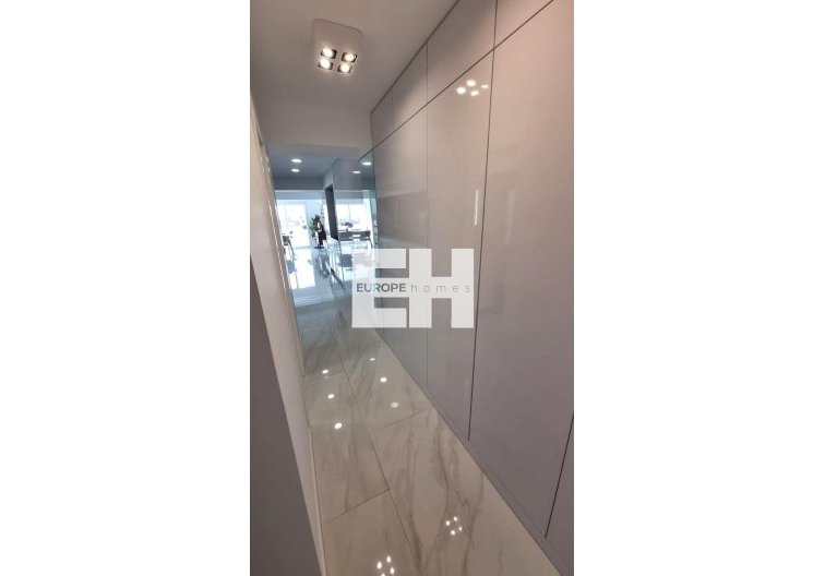 Segunda mano - Apartamento  - Torrevieja - Centro