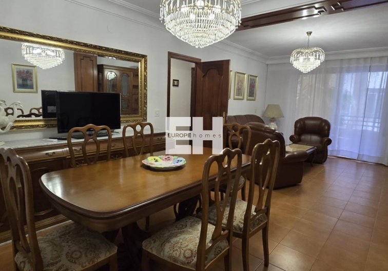 Segunda mano - Apartamento  - Torrevieja - Centro