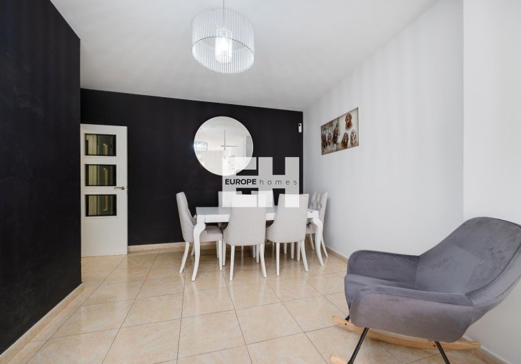 Segunda mano - Apartamento  - Torrevieja - Centro