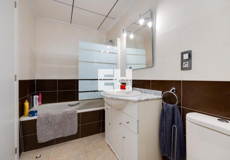 Segunda mano - Apartamento  - Torrevieja - Centro