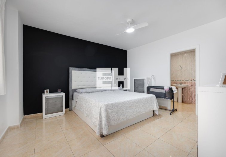 Segunda mano - Apartamento  - Torrevieja - Centro