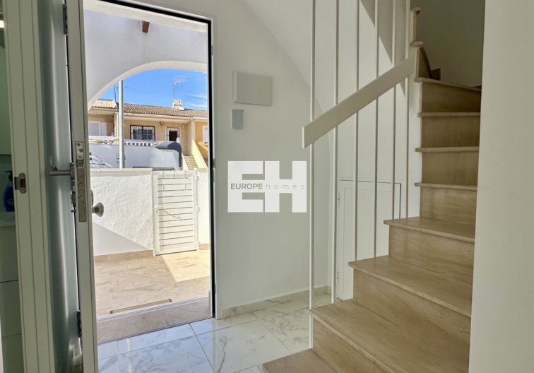 Segunda mano - town house - Torrevieja - Costa Blanca