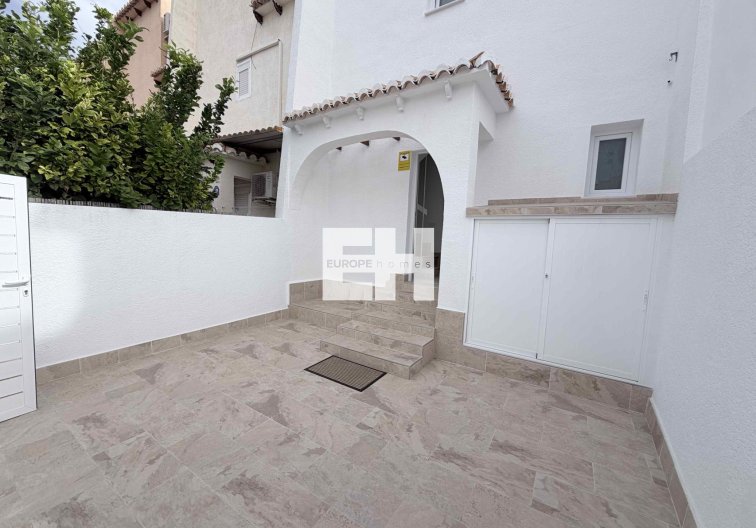 Segunda mano - town house - Torrevieja - Costa Blanca