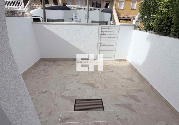 Segunda mano - town house - Torrevieja - Costa Blanca