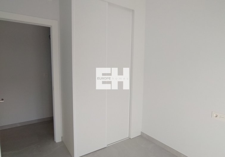 Segunda mano - Apartamento  - Torrevieja - CENTRE PLAYA DEL CURA LAS PISCINAS